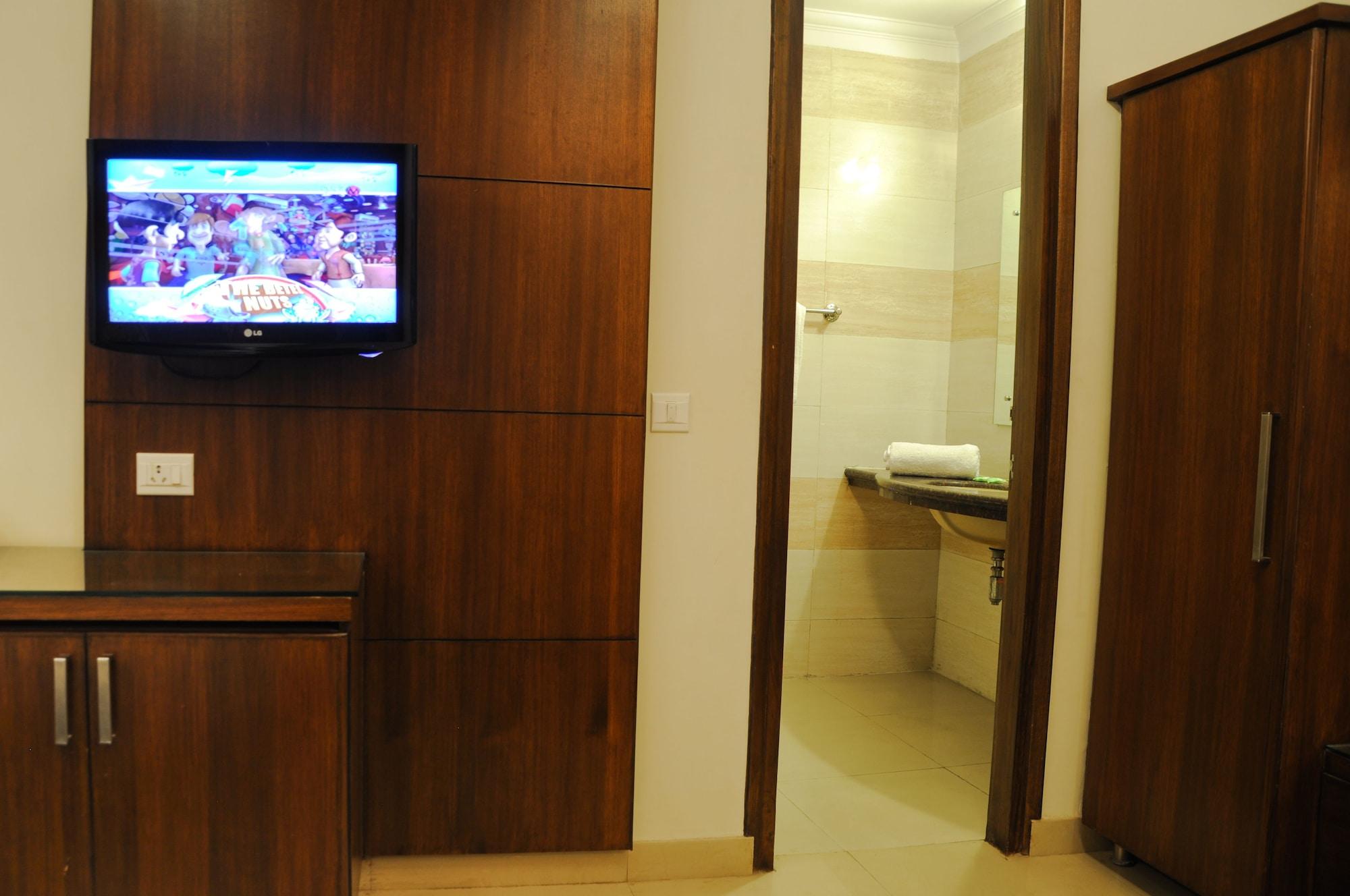 Hotel Vanson Villa - Near Connaught Place 뉴델리 외부 사진