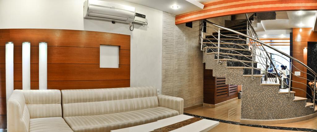 Hotel Vanson Villa - Near Connaught Place 뉴델리 외부 사진