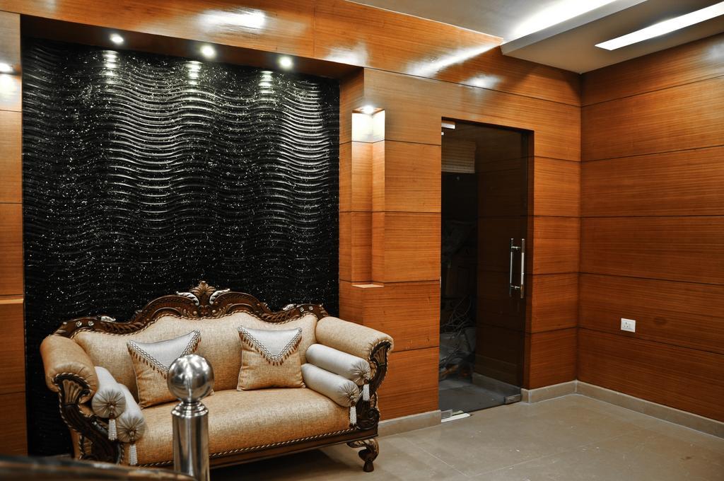 Hotel Vanson Villa - Near Connaught Place 뉴델리 외부 사진