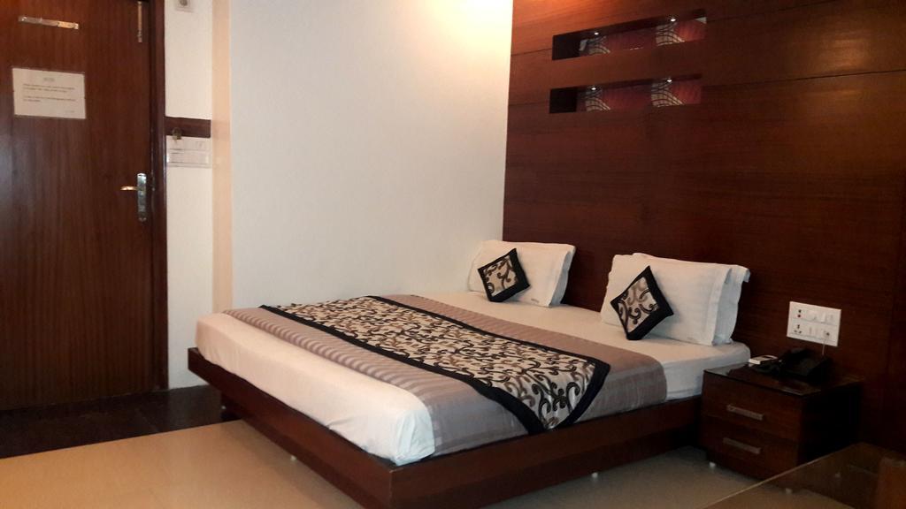 Hotel Vanson Villa - Near Connaught Place 뉴델리 외부 사진
