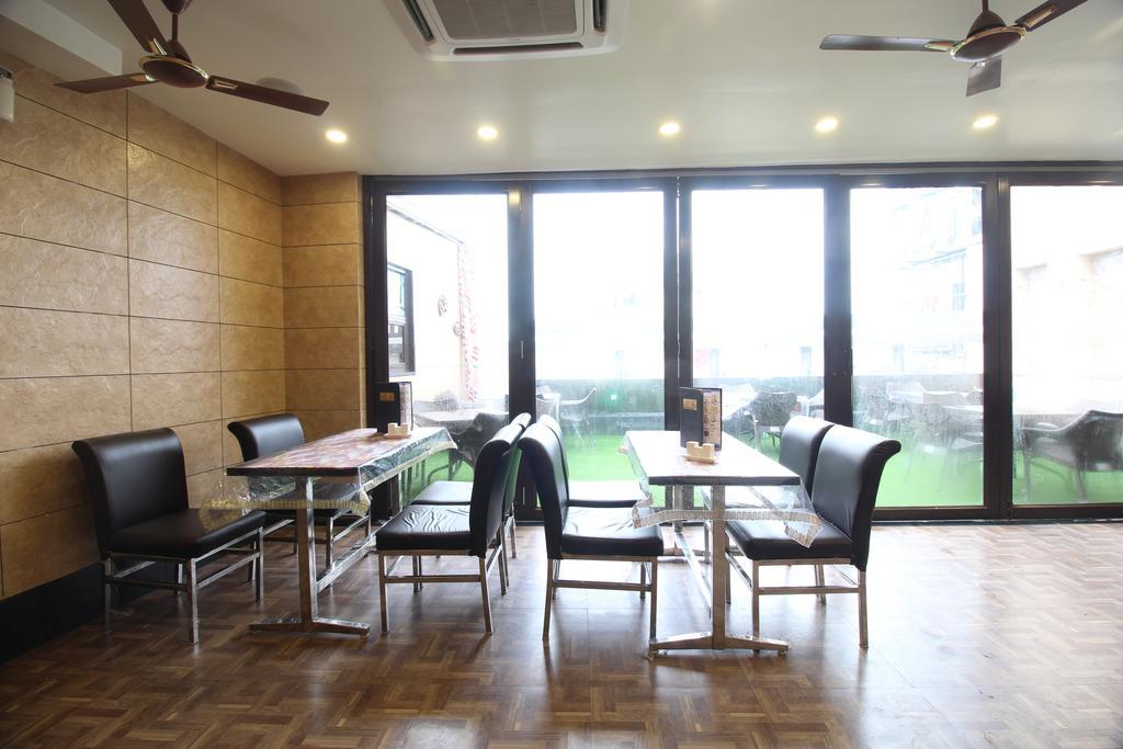 Hotel Vanson Villa - Near Connaught Place 뉴델리 외부 사진